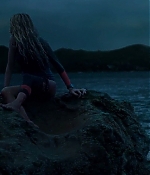theshallows-blakelively-02307.jpg