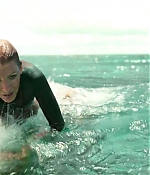 theshallows-blakelively-03257.jpg