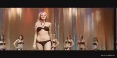 ElvisAndAnnabelle-Trailer-012.jpg