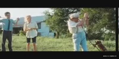ElvisAndAnnabelle-Trailer-048.jpg