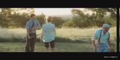 ElvisAndAnnabelle-Trailer-050.jpg