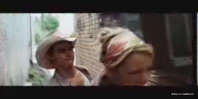 ElvisAndAnnabelle-Trailer-053.jpg