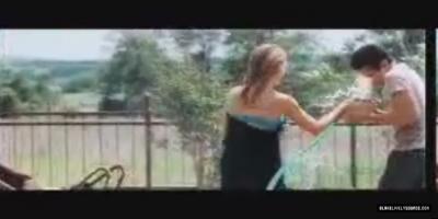 ElvisAndAnnabelle-Trailer-075.jpg