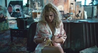 Click to view full size image
==============
2pippalee_blakelively_1055.jpg 2pippalee_blakelively_1055.jpg