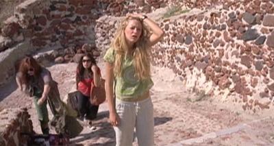traveling_pants2_blakelively_7445.jpg