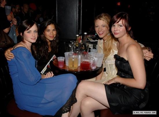 NylonMySpace-MQ-012.jpg