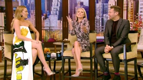 Click to view full size image
==============
blakelively0159.jpg blakelively0159.jpg