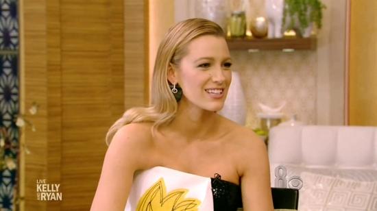 blakelively0200.jpg