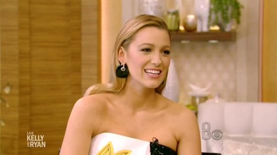 Click to view full size image
==============
blakelively0385.jpg blakelively0385.jpg
