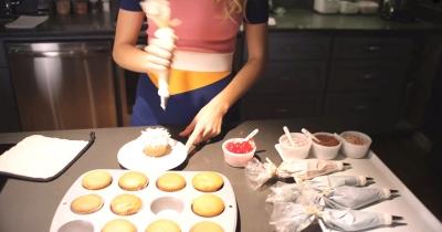 blakelively_vogue0221.jpg