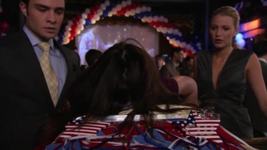 S03E08_590.jpg