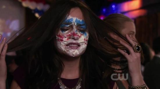 S03E08_596.jpg