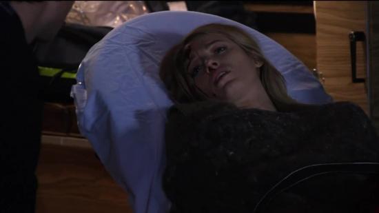 S03E12_464.jpg