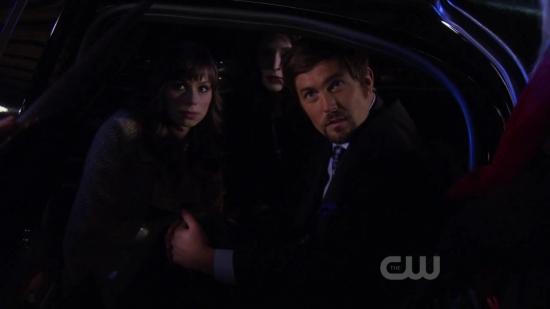 S03E16_303.jpg