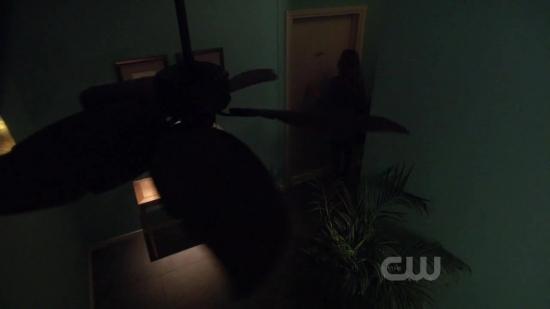 S03E18_489.jpg