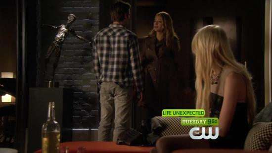 S03E19_675.jpg