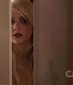 S03E19_266.jpg