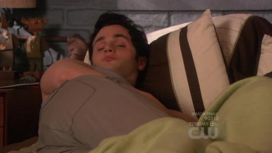 S03E22_023.jpg