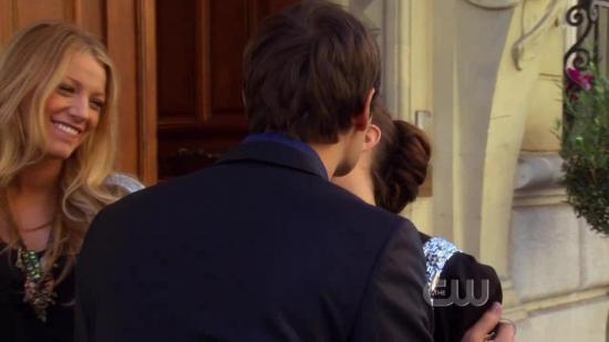 S04E01_307.jpg