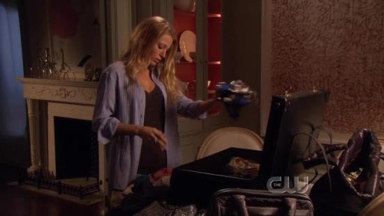 S04E01_574.jpg