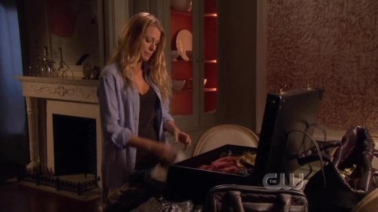 S04E01_585.jpg