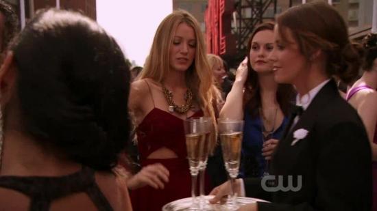 Click to view full size image
==============
S04E04_293.jpg S04E04_293.jpg