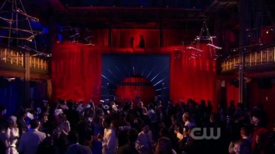 S04E09_616.jpg