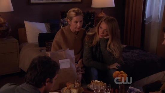 S04E10_428.jpg