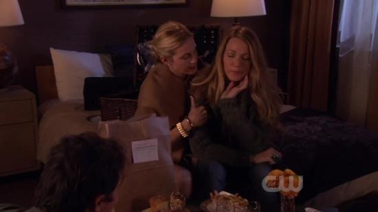 Click to view full size image
==============
S04E10_431.jpg S04E10_431.jpg