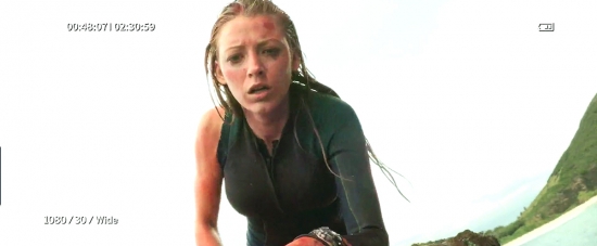 theshallows-blakelively-03405.jpg