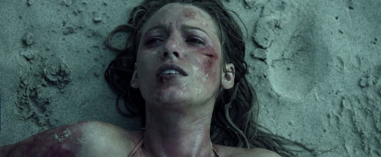 theshallows-blakelively-04716.jpg