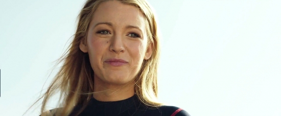 theshallows-blakelively-04826.jpg