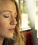 theshallows-blakelively-00066.jpg