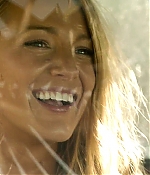 theshallows-blakelively-00254.jpg