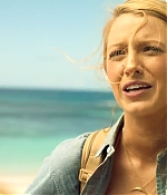 theshallows-blakelively-00389.jpg