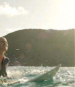theshallows-blakelively-00640.jpg