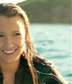 theshallows-blakelively-00675.jpg