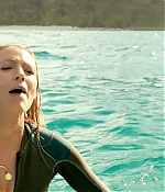 theshallows-blakelively-00692.jpg