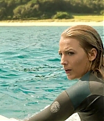 theshallows-blakelively-00723.jpg