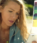 theshallows-blakelively-00867.jpg