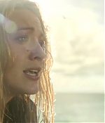 theshallows-blakelively-01497.jpg