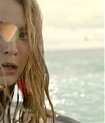 theshallows-blakelively-01584.jpg