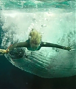 theshallows-blakelively-01601.jpg