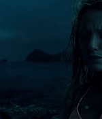 theshallows-blakelively-02067.jpg