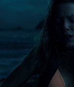 theshallows-blakelively-02137.jpg
