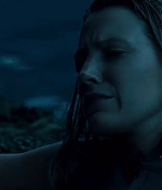 theshallows-blakelively-02189.jpg