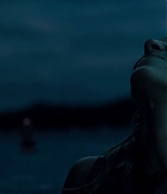theshallows-blakelively-02221.jpg