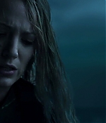 theshallows-blakelively-02254.jpg