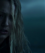 theshallows-blakelively-02257.jpg