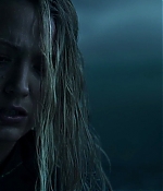 theshallows-blakelively-02258.jpg
